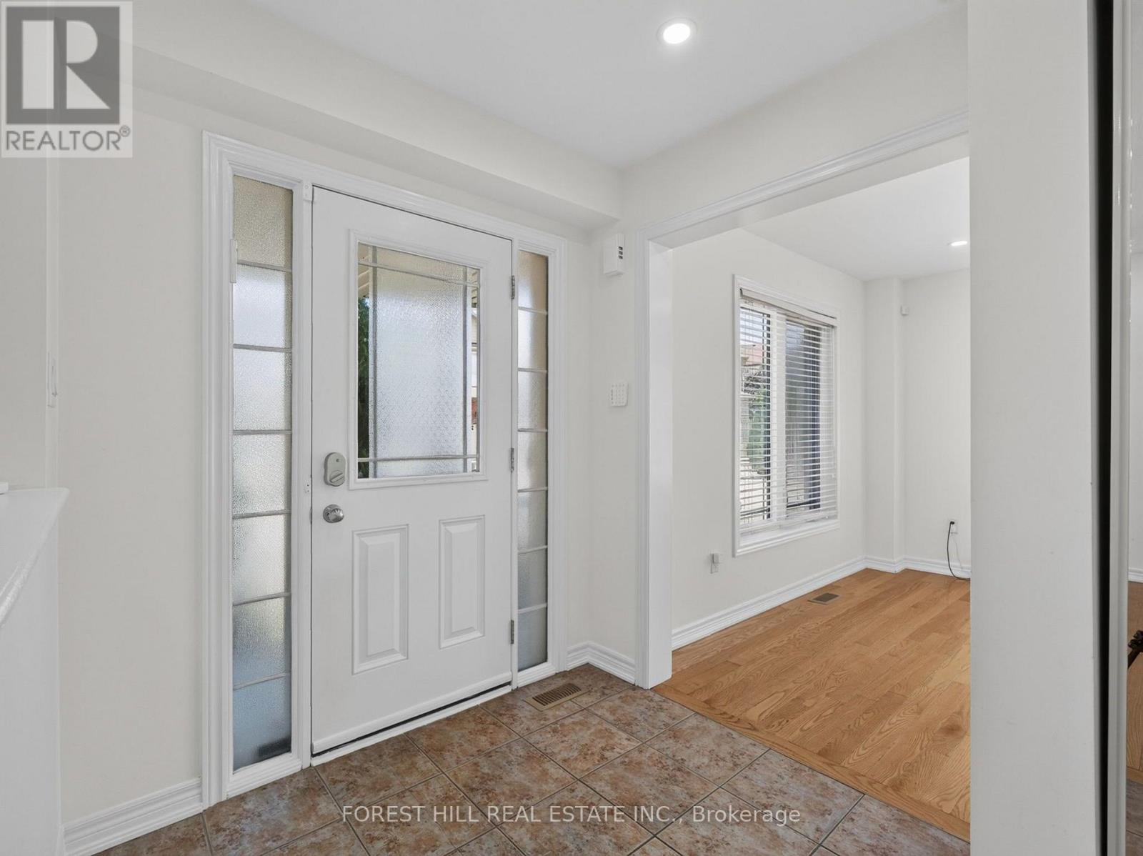 95 Stoyell Drive, Richmond Hill (Jefferson), Ontario, L4E0M8, Richmond Hill (Jefferson), Ontario — photo 3 of 5