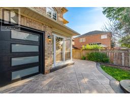 4 Sunnybrook Crescent, Brampton, ON L7A1Y2 Photo 9