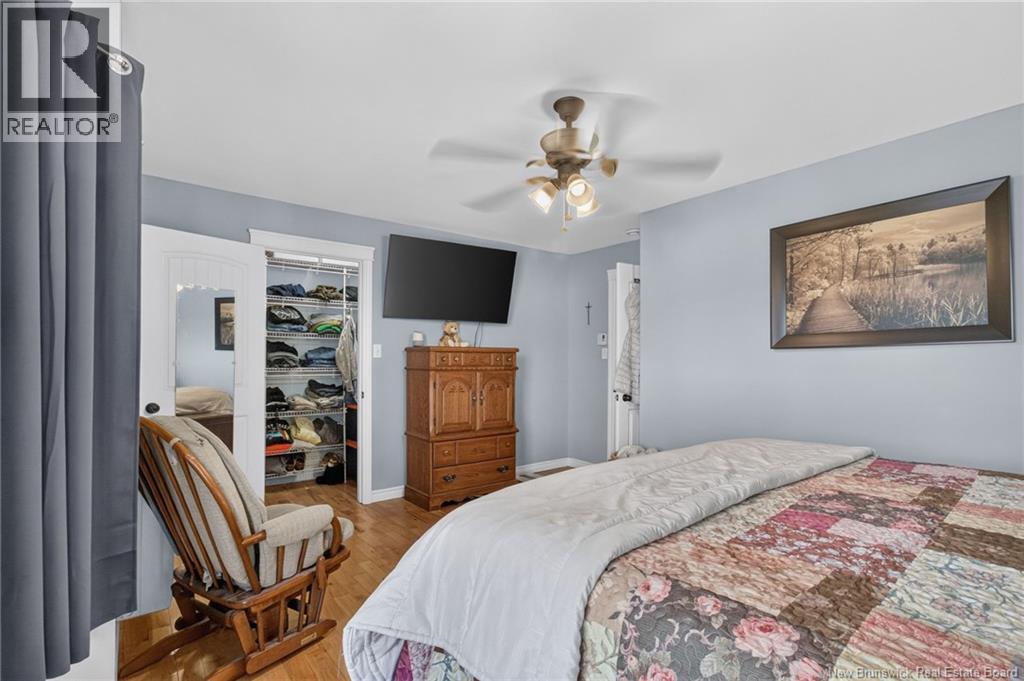 75 Christopher Crescent - 10