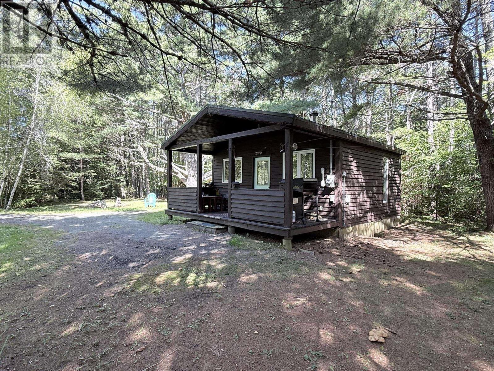 Property for sale at 2031 East Clifford Road