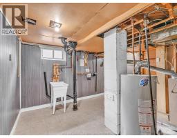 1882 Malta Road, Windsor, ON N8W4H2 Photo 46