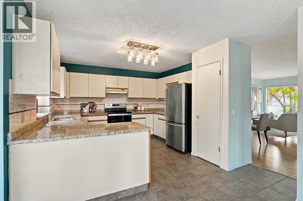 2820 Signal Hill Drive SW - Image 11