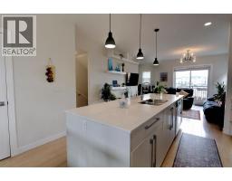 6415 128 Avenue NE - photo 10