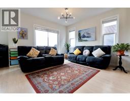 6415 128 Avenue NE - photo 5