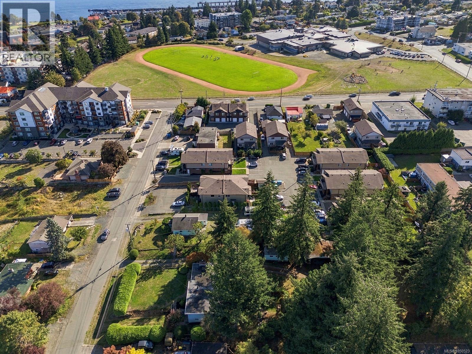 715 8th Ave - 18
