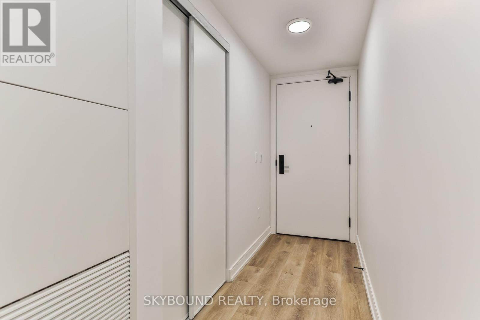 1 Jarvis Street — photo 27