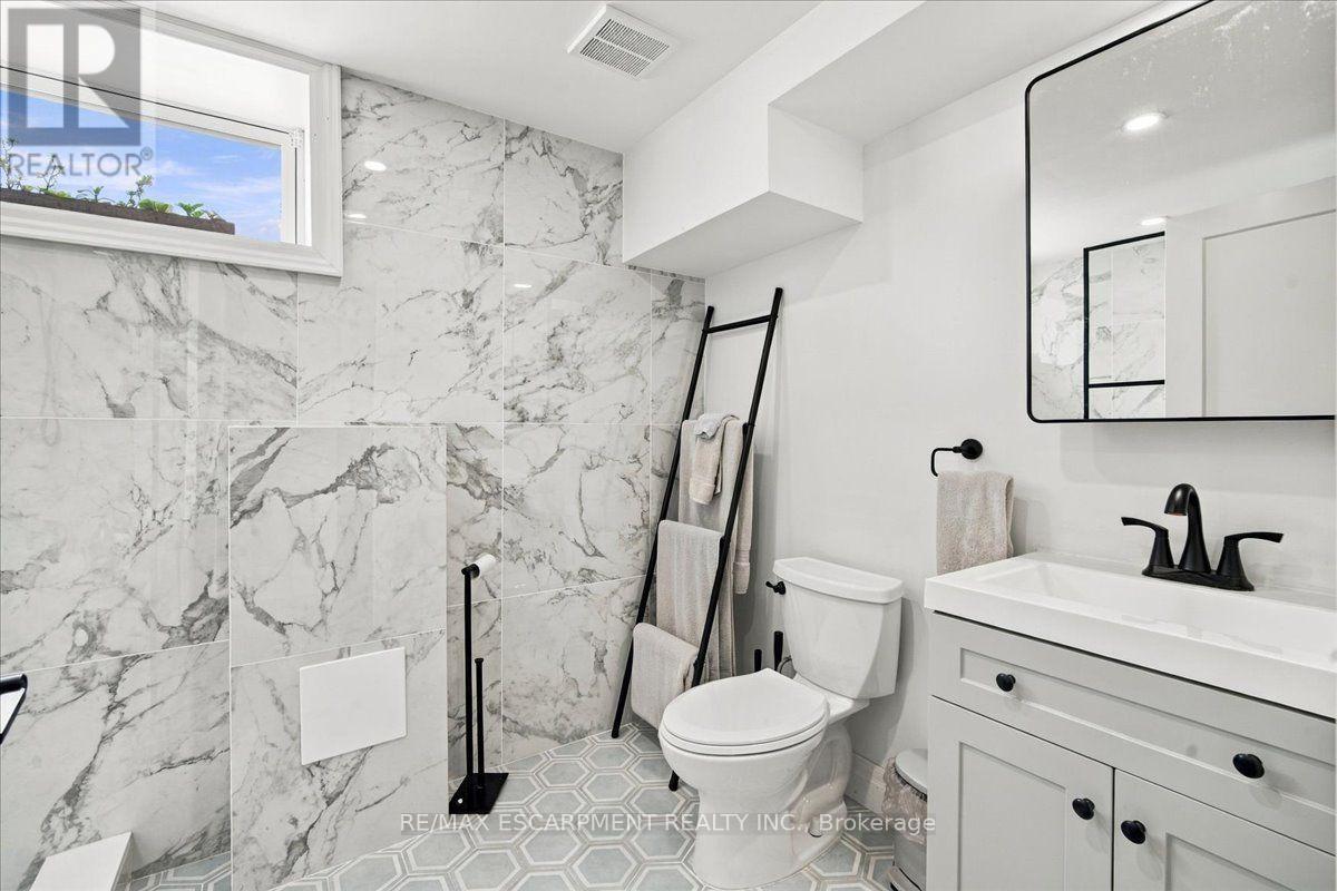 38 ENMORE AVENUE - Image 37