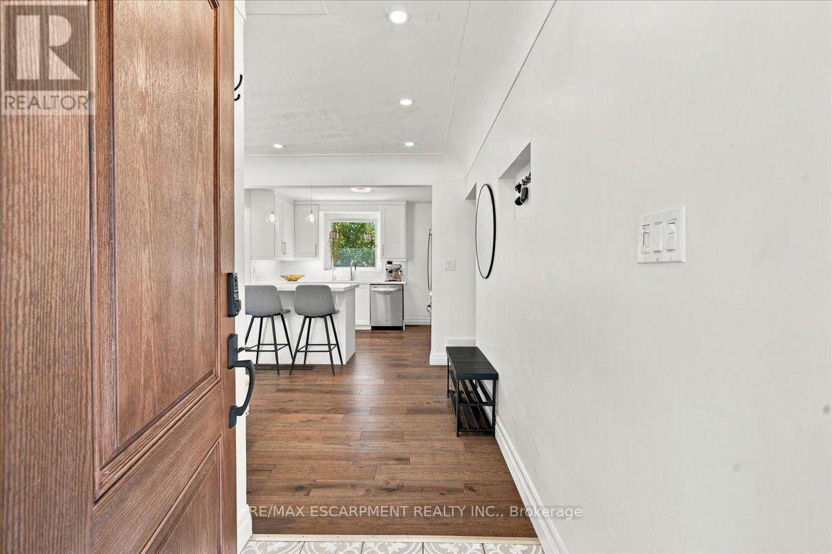 38 ENMORE AVENUE - 5