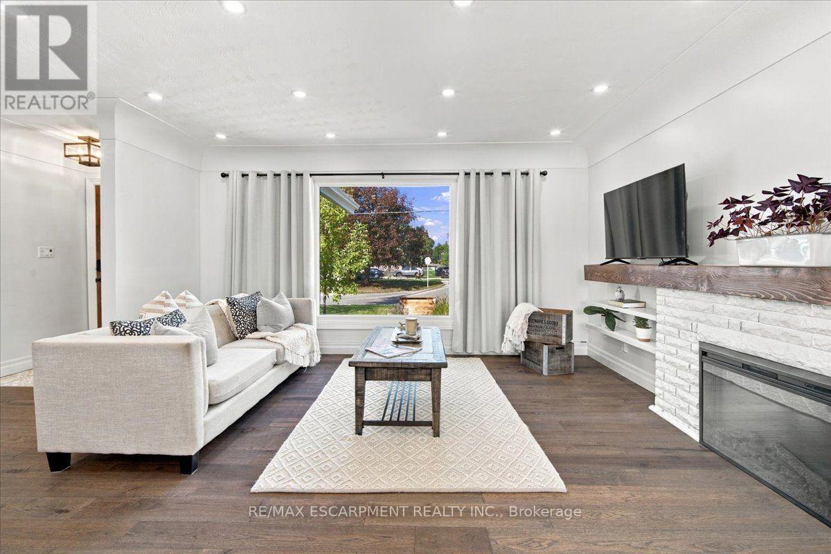 38 ENMORE AVENUE - 7