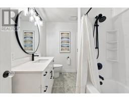 38 Enmore Avenue, Hamilton, ON L9G2H3 Photo 17