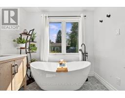 38 Enmore Avenue, Hamilton, ON L9G2H3 Photo 25
