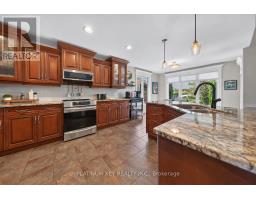 Family room - 9 Ronald Bloore Drive, Sarnia, ON N7W1C5 Photo 12