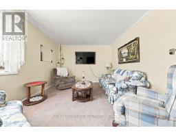 Bedroom 2 - 41 Centre Street W, Petawawa, ON K8A7E8 Photo 6