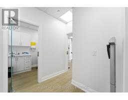 109 - 235 St Clair Avenue W, Toronto, ON M4V1R4 Photo 14