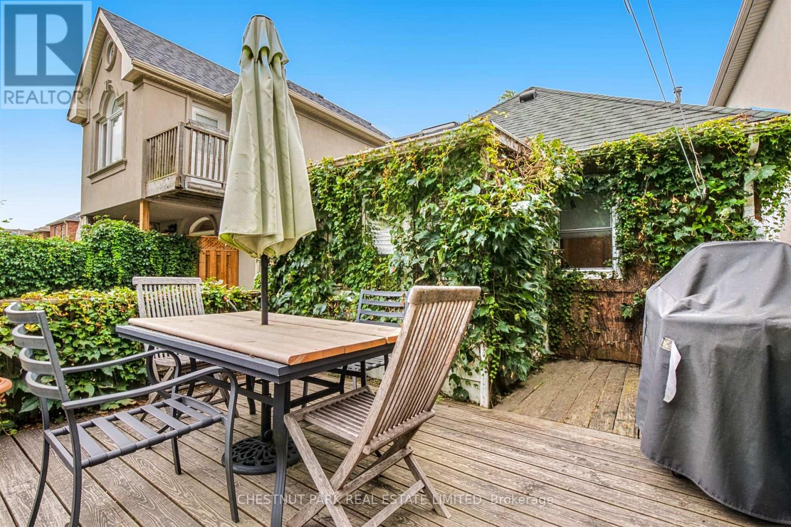 336 FAIRLAWN AVENUE - 23