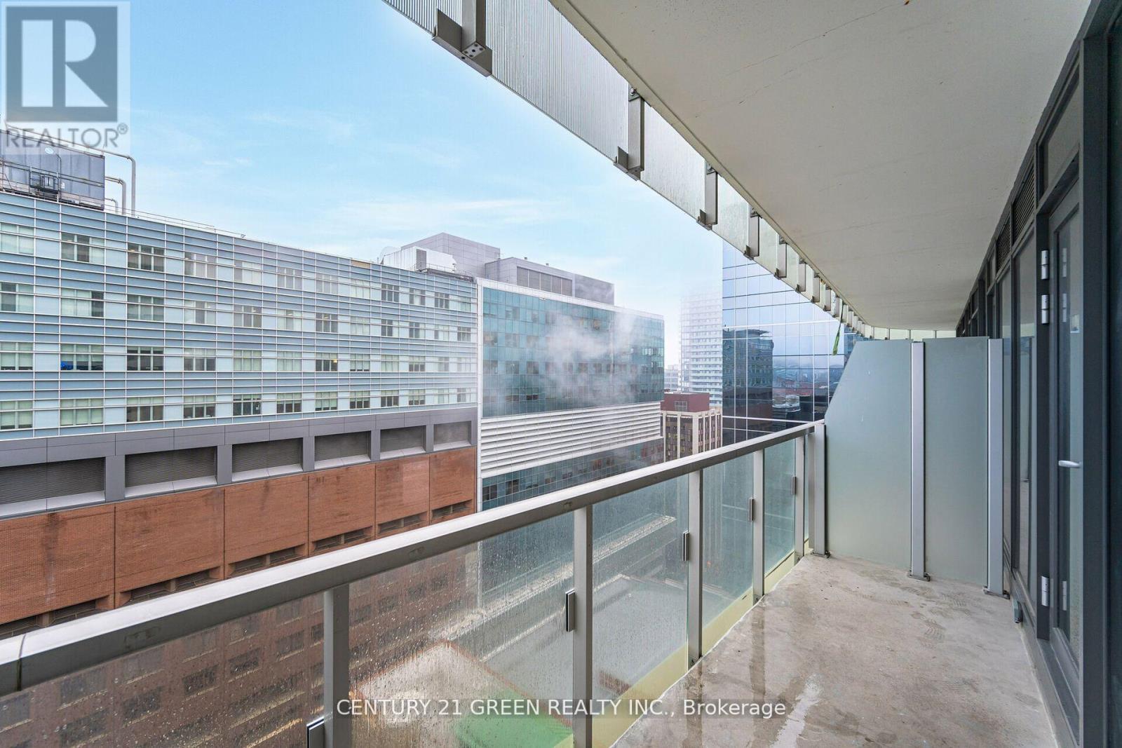 197 Yonge Street — photo 28