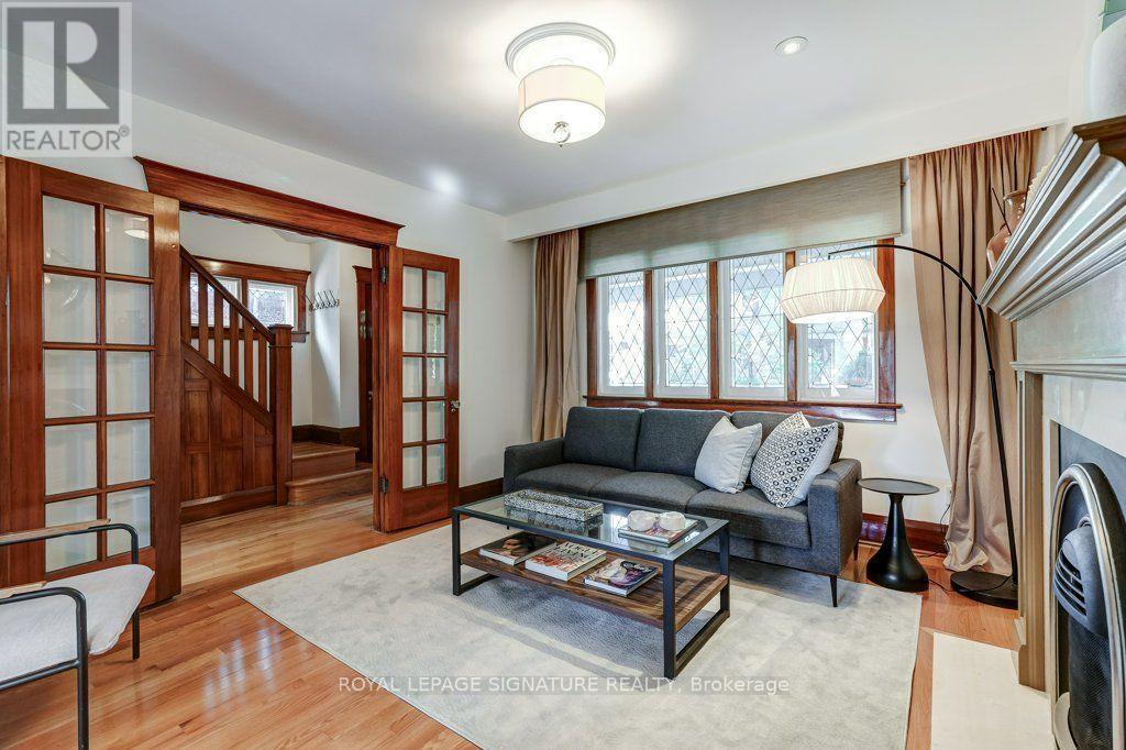 355 WOLVERLEIGH BOULEVARD - 9