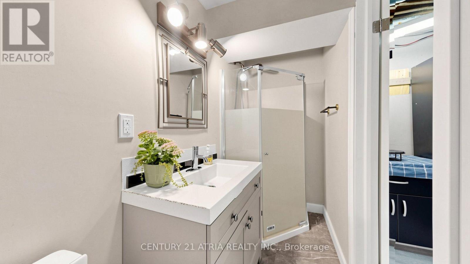 982 RENFREW COURT - Image 33