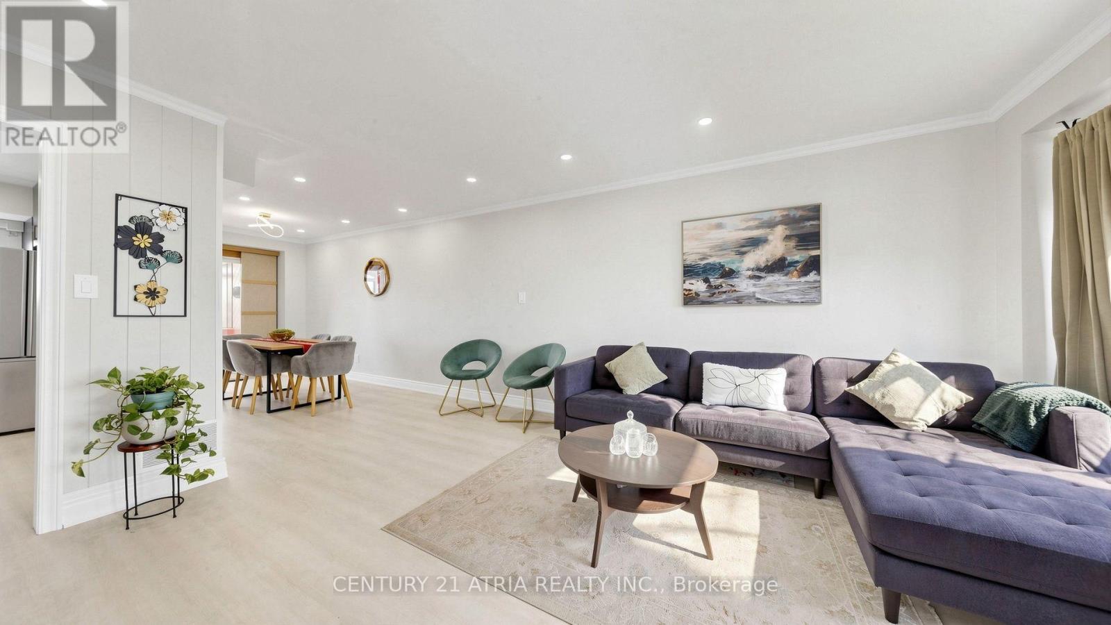 982 RENFREW COURT - 6