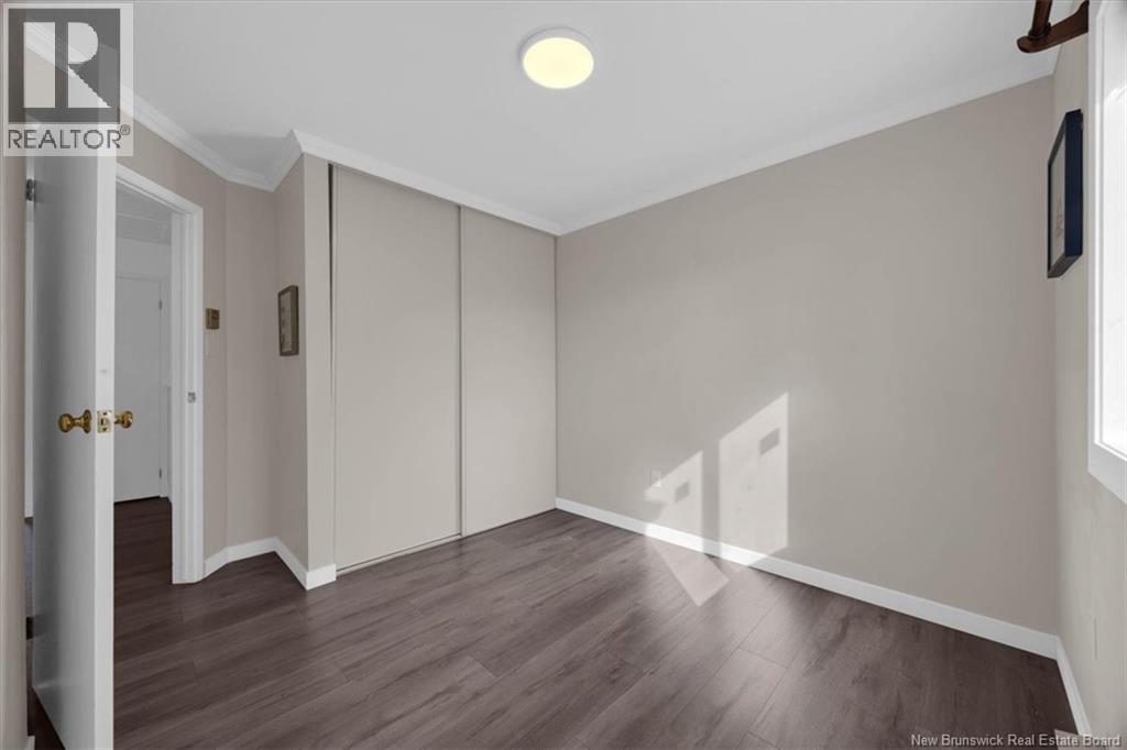 90 Brentwood Crescent - Image 16
