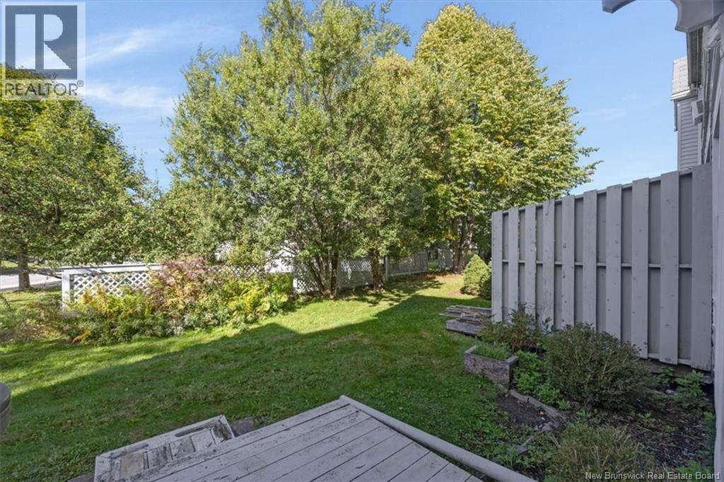 90 Brentwood Crescent - Image 26
