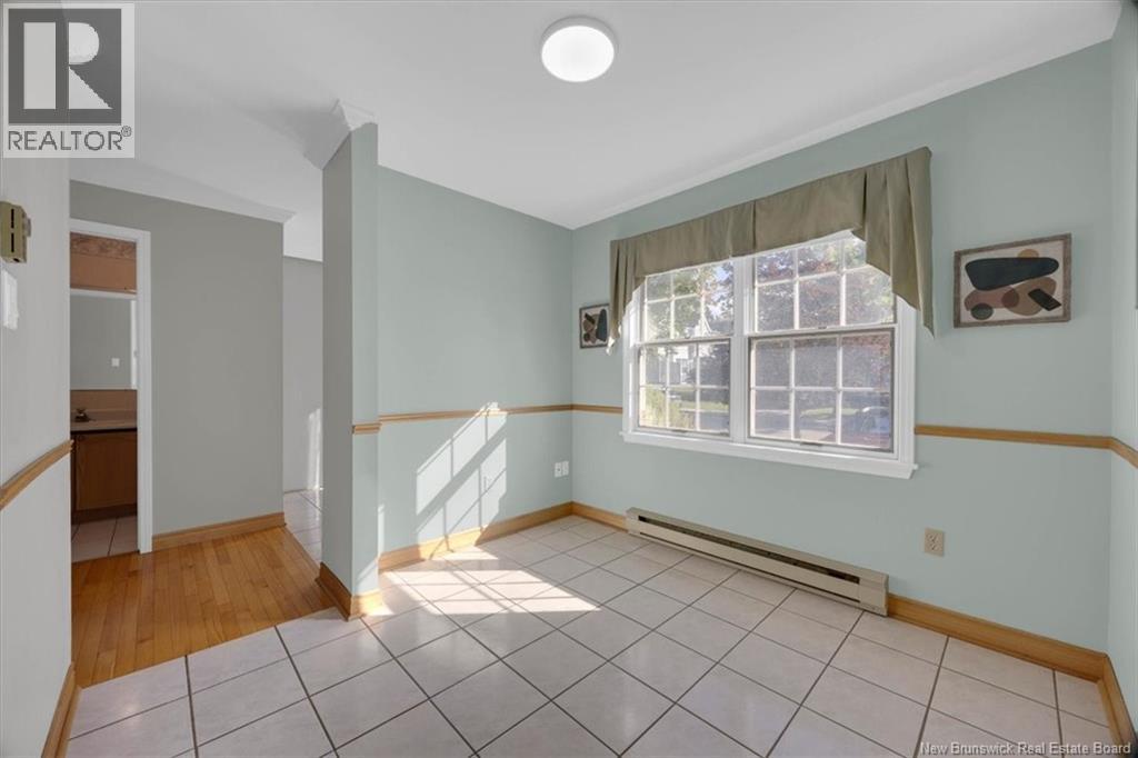 90 Brentwood Crescent, Saint John, New Brunswick, E2K4R4, Saint John, New Brunswick — photo 3 of 5