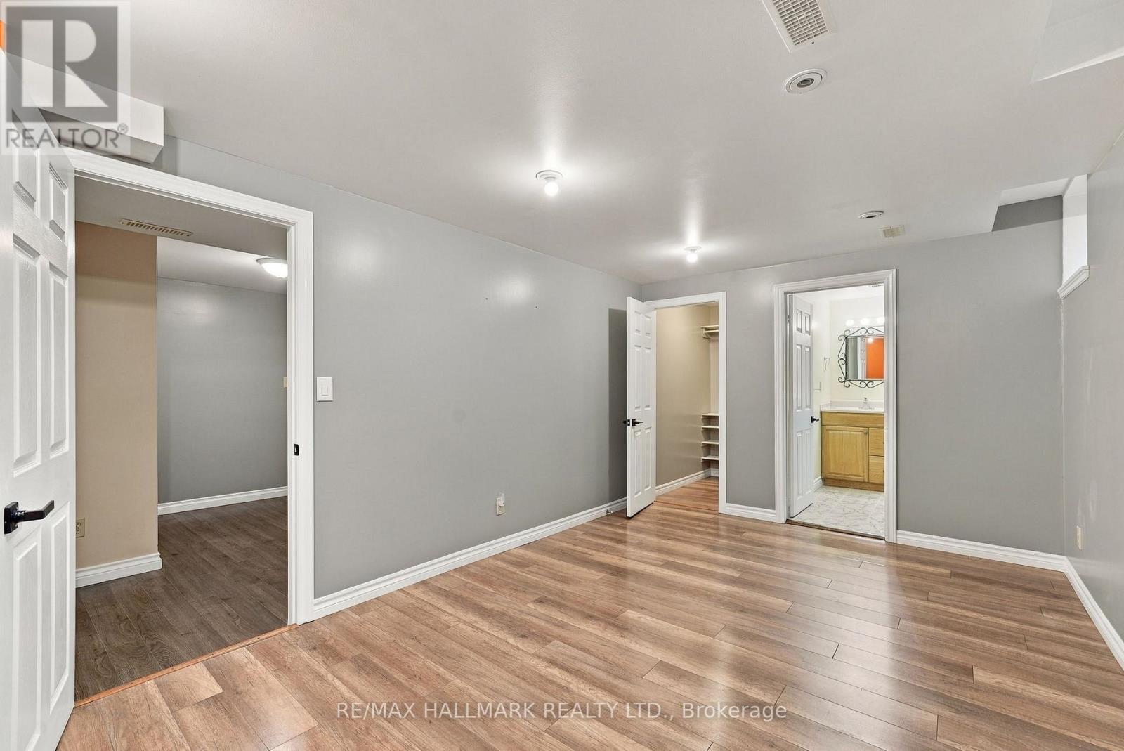 89 CRAWFORD ROSE DRIVE - 34