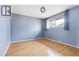 3804 Dover Ridge Drive Se, Calgary, AB T2B2C9 Photo 24
