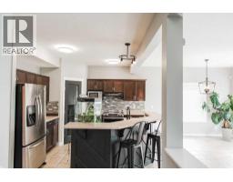 5pc Bathroom - 8541 102 Avenue, Grande Prairie, AB T8X0B5 Photo 7