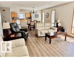 5609 45a St, Vegreville, AB T9C1E1 Photo 10