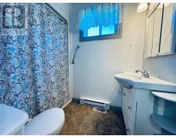 80-82 Riverside Drive thumbnail 11