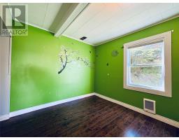 80-82 Riverside Drive thumbnail 12