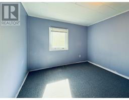80-82 Riverside Drive thumbnail 15