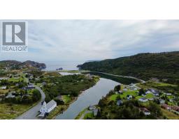 80-82 Riverside Drive thumbnail 4