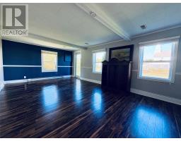80-82 Riverside Drive thumbnail 8