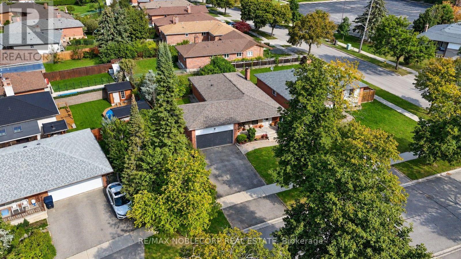 4 WARLINGHAM COURT - 7