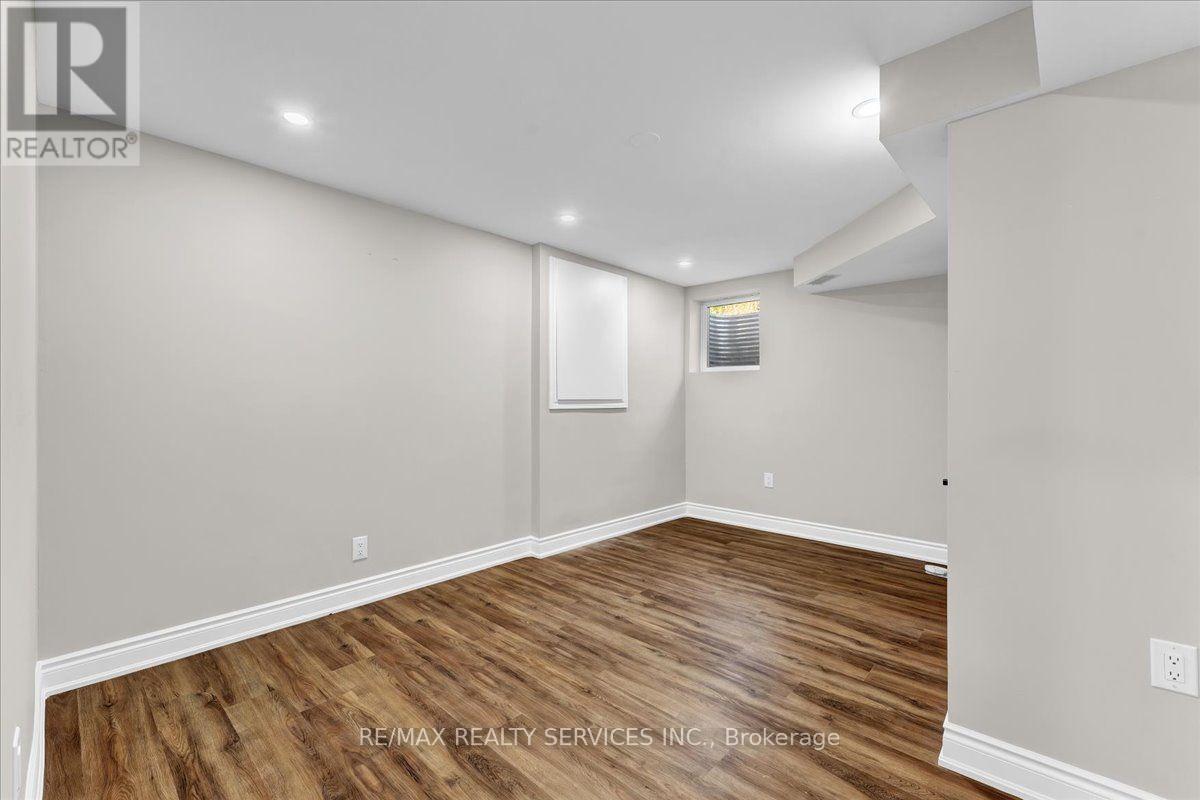 7 DUGGAN DRIVE - Image 35