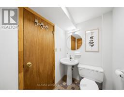 189 Pacific Avenue, Toronto, ON M6P2P6 Photo 24