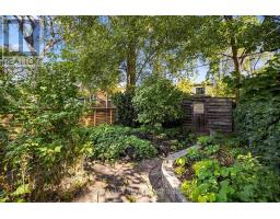 189 Pacific Avenue, Toronto, ON M6P2P6 Photo 29