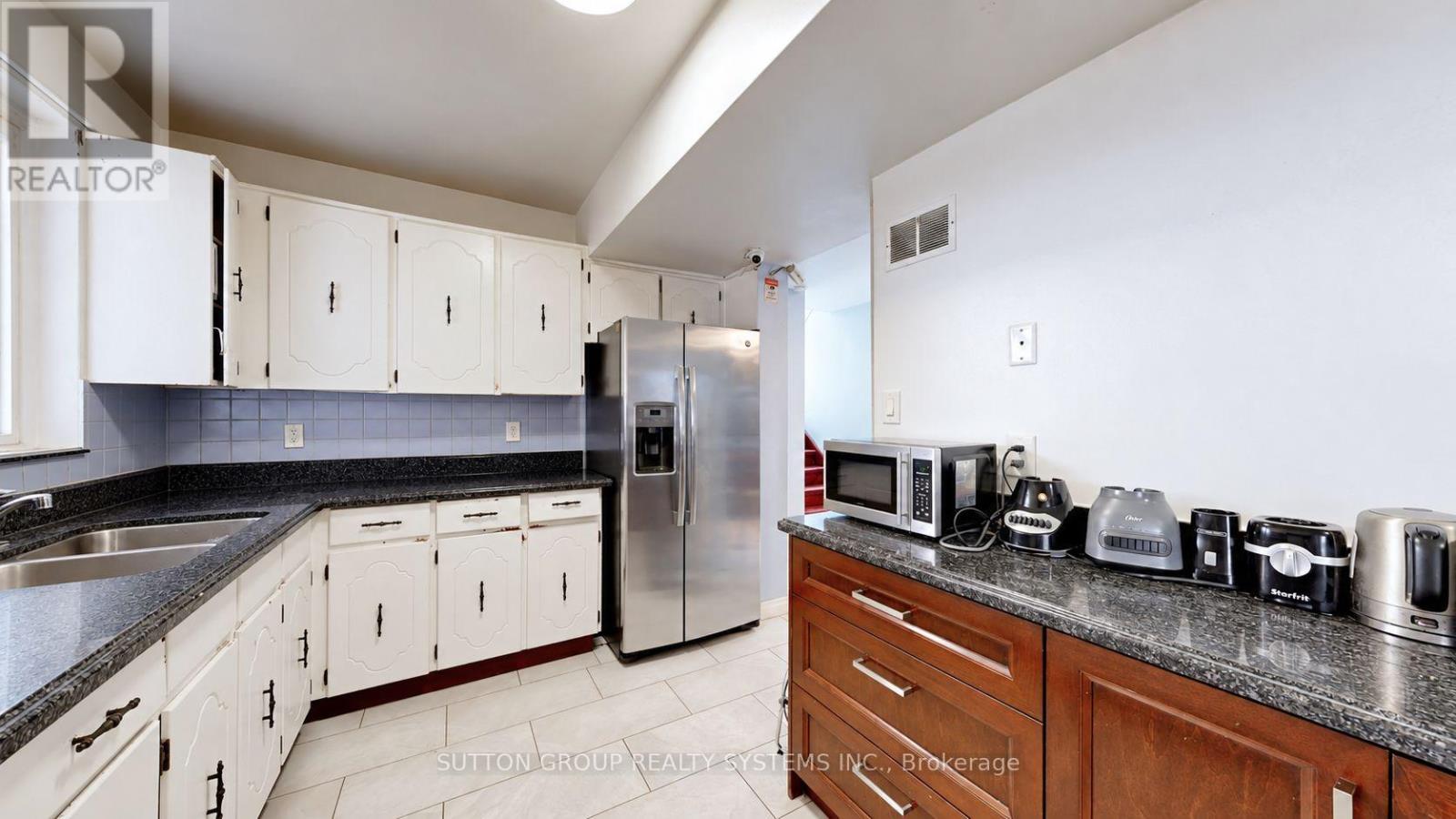 30 CORONADO COURT - 13