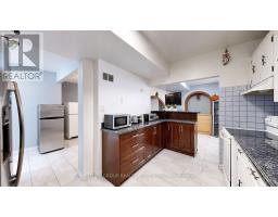 30 Coronado Court, Toronto, ON M9M1S7 Photo 15