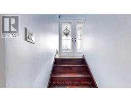 30 Coronado Court, Toronto, ON M9M1S7 Photo 18