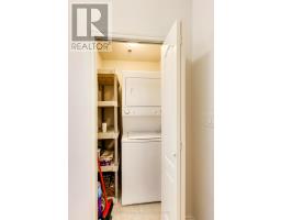 902 - 810 Scollard Court, Mississauga, ON L5V0A4 Photo 25