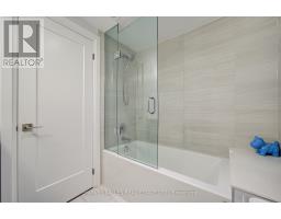 1130a Islington Avenue, Toronto, ON M8Z0G6 Photo 21