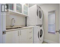 1130a Islington Avenue, Toronto, ON M8Z0G6 Photo 22