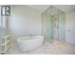 1130a Islington Avenue, Toronto, ON M8Z0G6 Photo 26