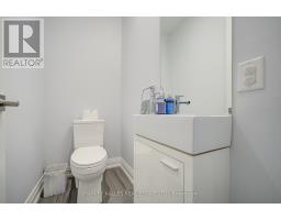 1130a Islington Avenue, Toronto, ON M8Z0G6 Photo 7