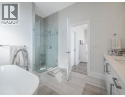 5950 Compass Lane, Sechelt, BC V7Z0V1 Photo 15