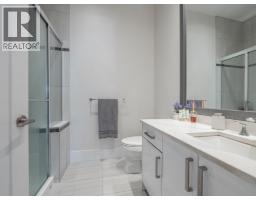 5950 Compass Lane, Sechelt, BC V7Z0V1 Photo 17