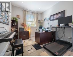 5950 Compass Lane, Sechelt, BC V7Z0V1 Photo 22